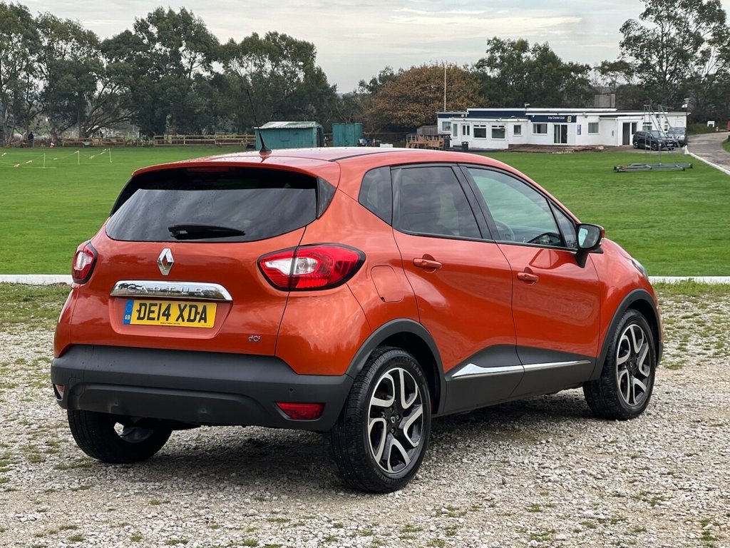 Used Renault Captur 2014 for sale - 76496203: Photo 4
