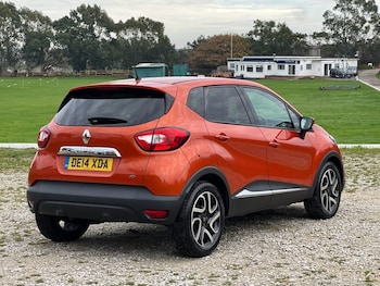 Used Renault Captur 2014 for sale - 76496203: Photo