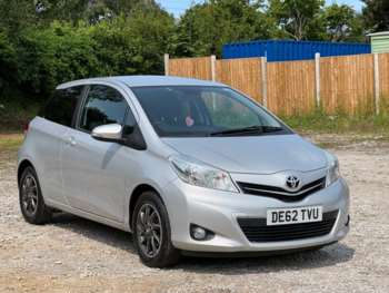 Used Toyota Yaris 2012 for sale - 74734166: Photo