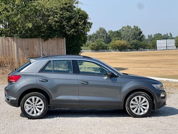 Used Volkswagen T-Roc 2019 for sale - 79205174: Photo