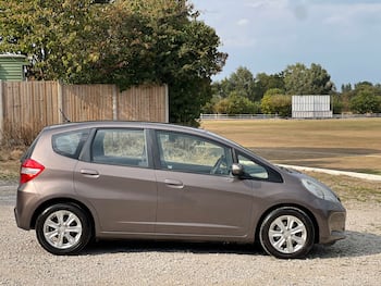 Used Honda Jazz 2011 for sale - 79631620: Photo