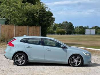 Used Volvo V40 2016 for sale - 75221208: Photo