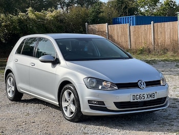 Used Volkswagen Golf 2015 for sale - 75999019: Photo