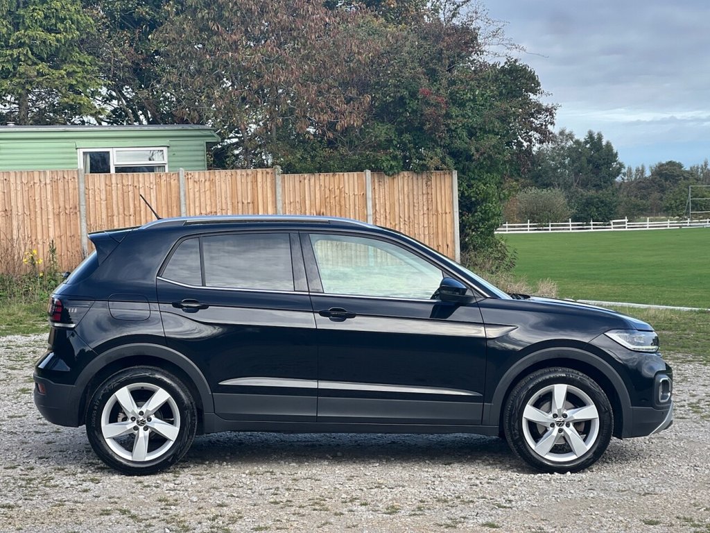 Used Volkswagen T-Cross 2023 for sale - 76203324: Photo 3