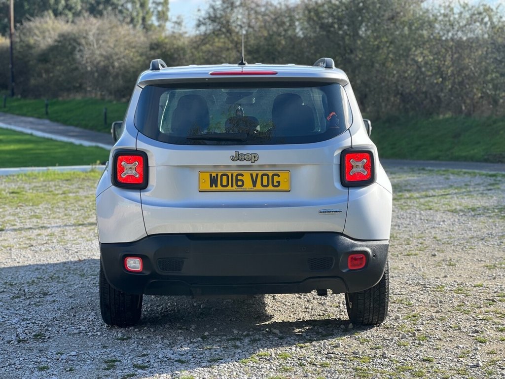 Used Jeep Renegade 2016 for sale - 76356544: Photo 5