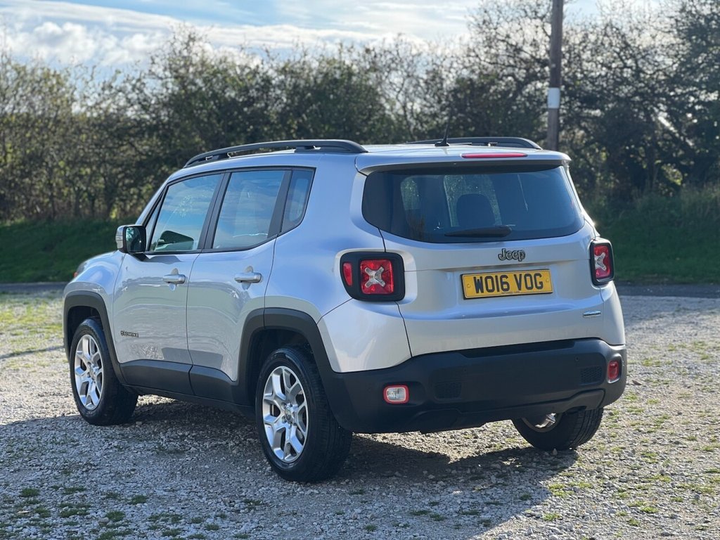 Used Jeep Renegade 2016 for sale - 76356544: Photo 6