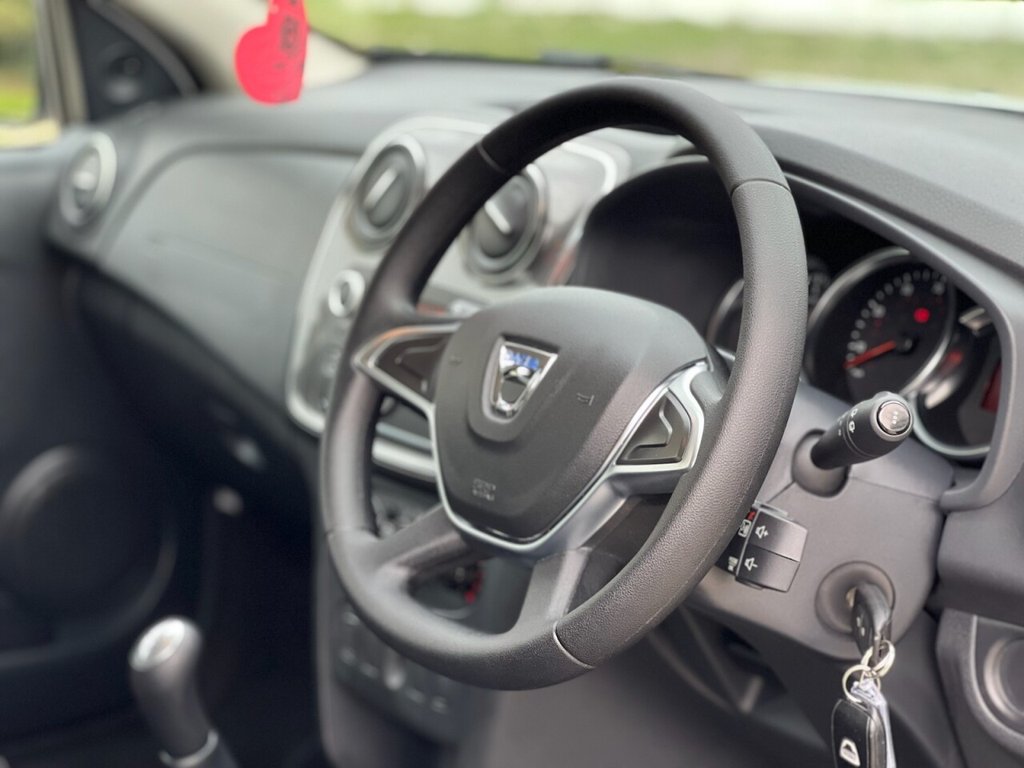 Used Dacia Sandero Stepway 2020 for sale - 76304104: Photo 19