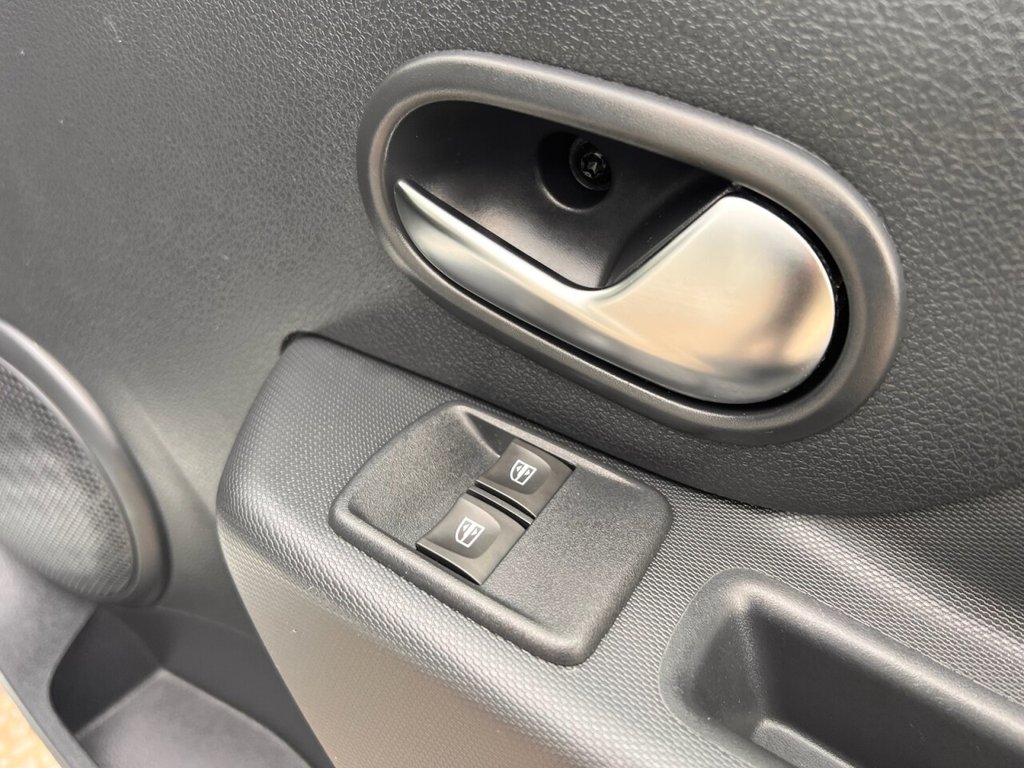 Used Dacia Sandero Stepway 2020 for sale - 76304104: Photo 22