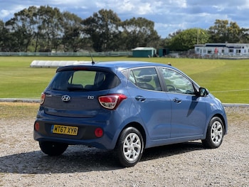 Used Hyundai i10 2017 for sale - 78581496: Photo