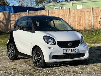 Used smart fortwo 2018 for sale - 76591066: Photo