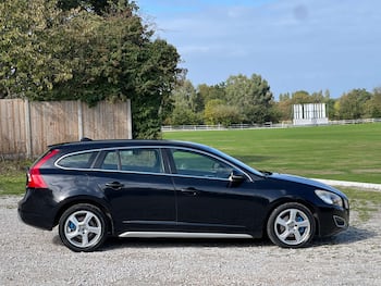 Used Volvo V60 2011 for sale - 79814450: Photo