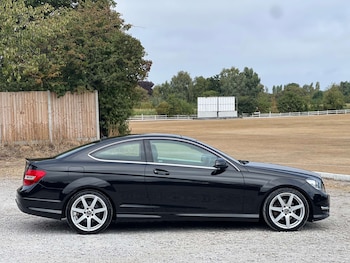 Used Mercedes-Benz C Class 2014 for sale - 79529252: Photo