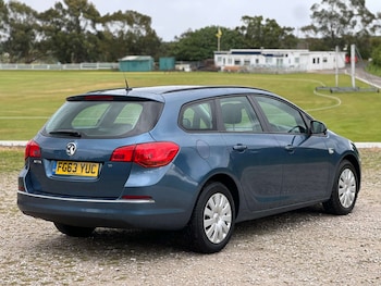 Used Vauxhall Astra 2013 for sale - 79507032: Photo