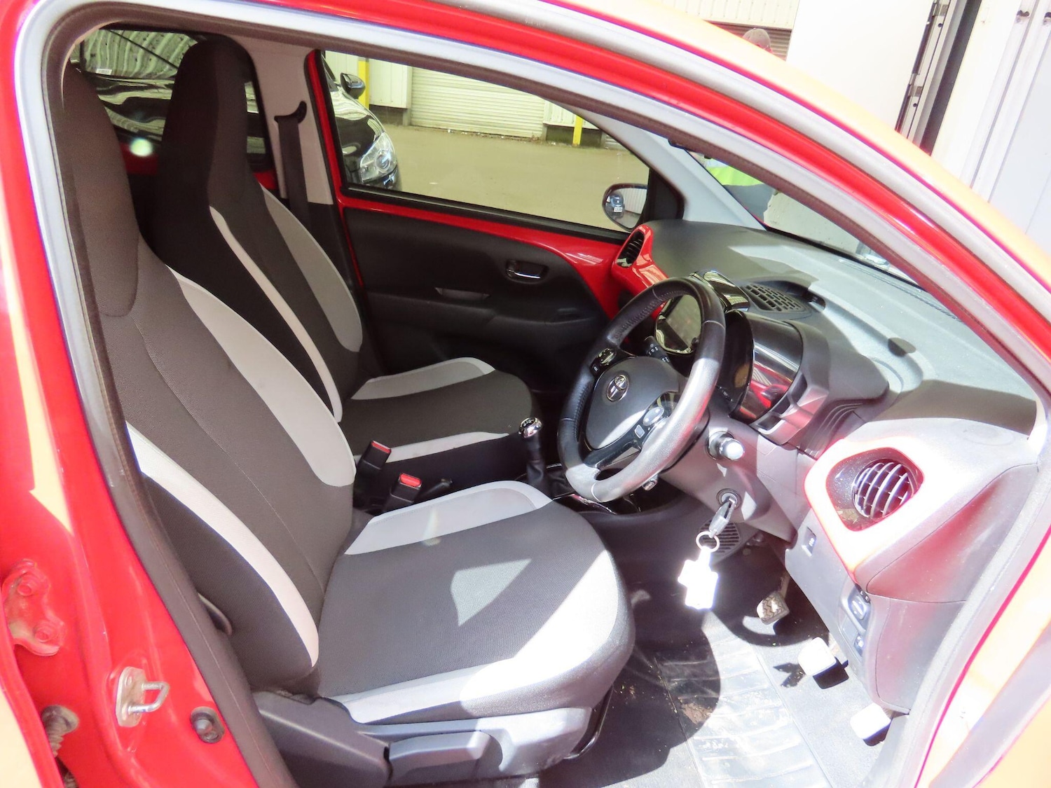 Used Toyota AYGO for sale - 78184966: Photo 8