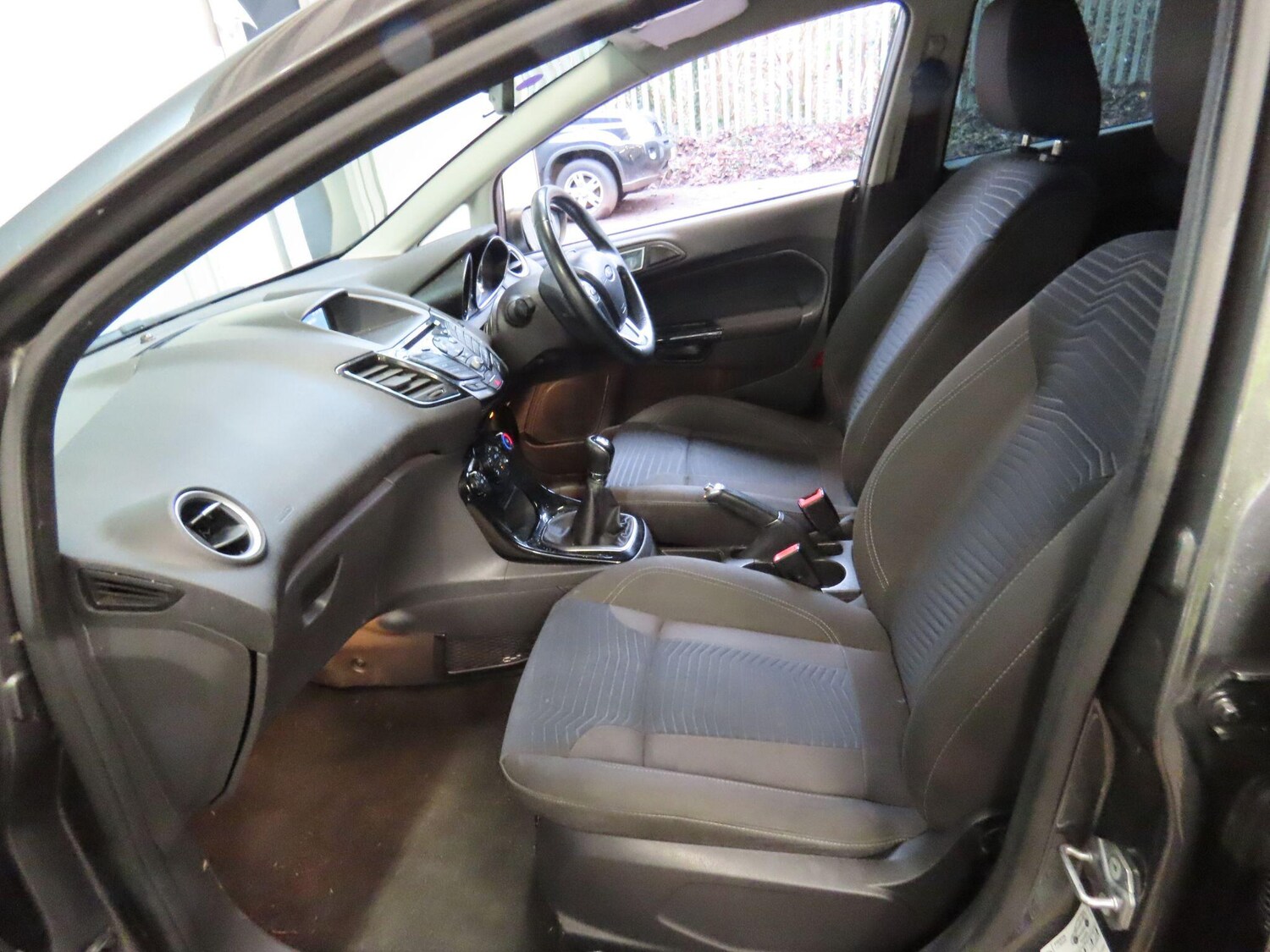 Used Ford Fiesta 2015 for sale - 77377231: Photo 11