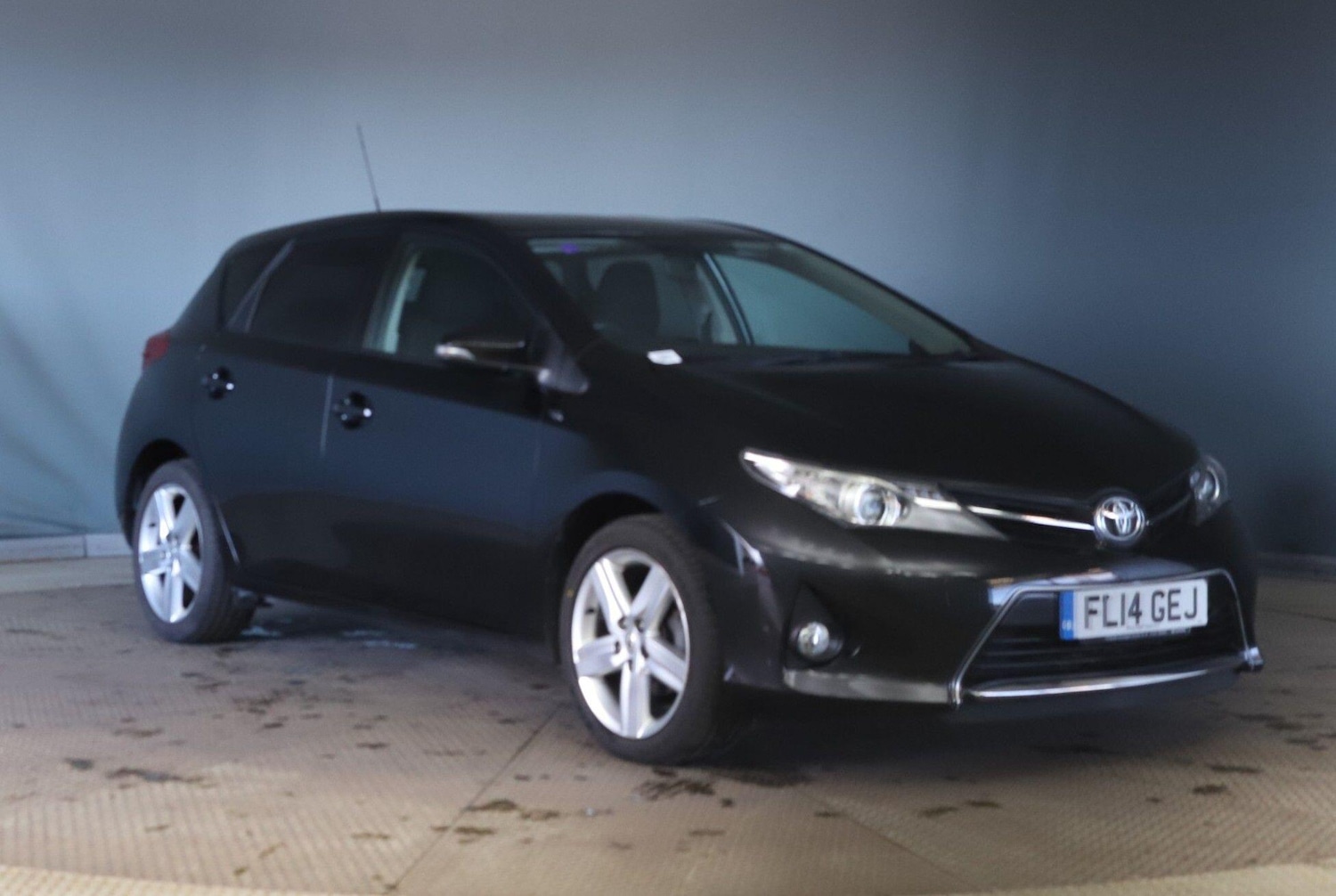 Used Toyota Auris 2014 for sale - 77377211: Photo 1