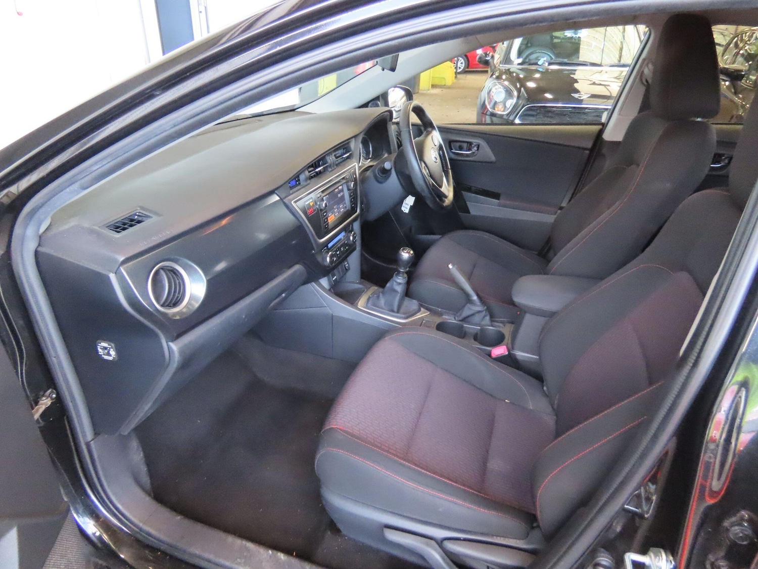 Used Toyota Auris 2014 for sale - 77377211: Photo 10