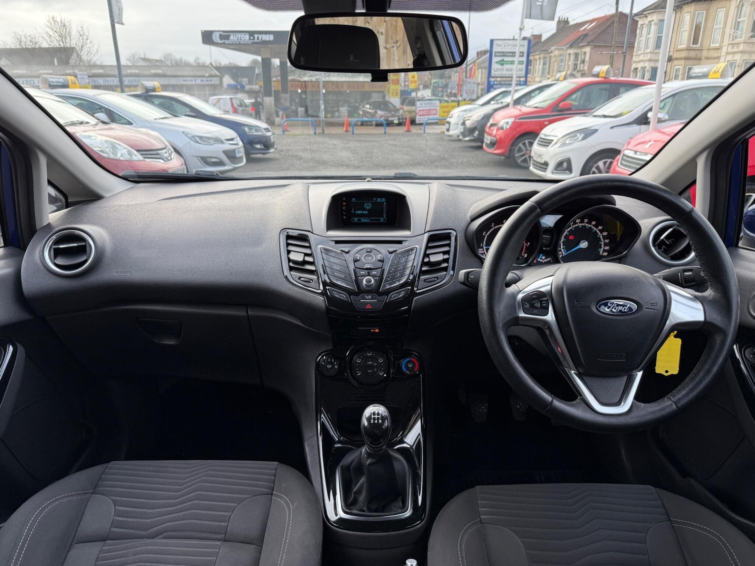 Used Ford Fiesta 2015 for sale - 77395702: Photo 2