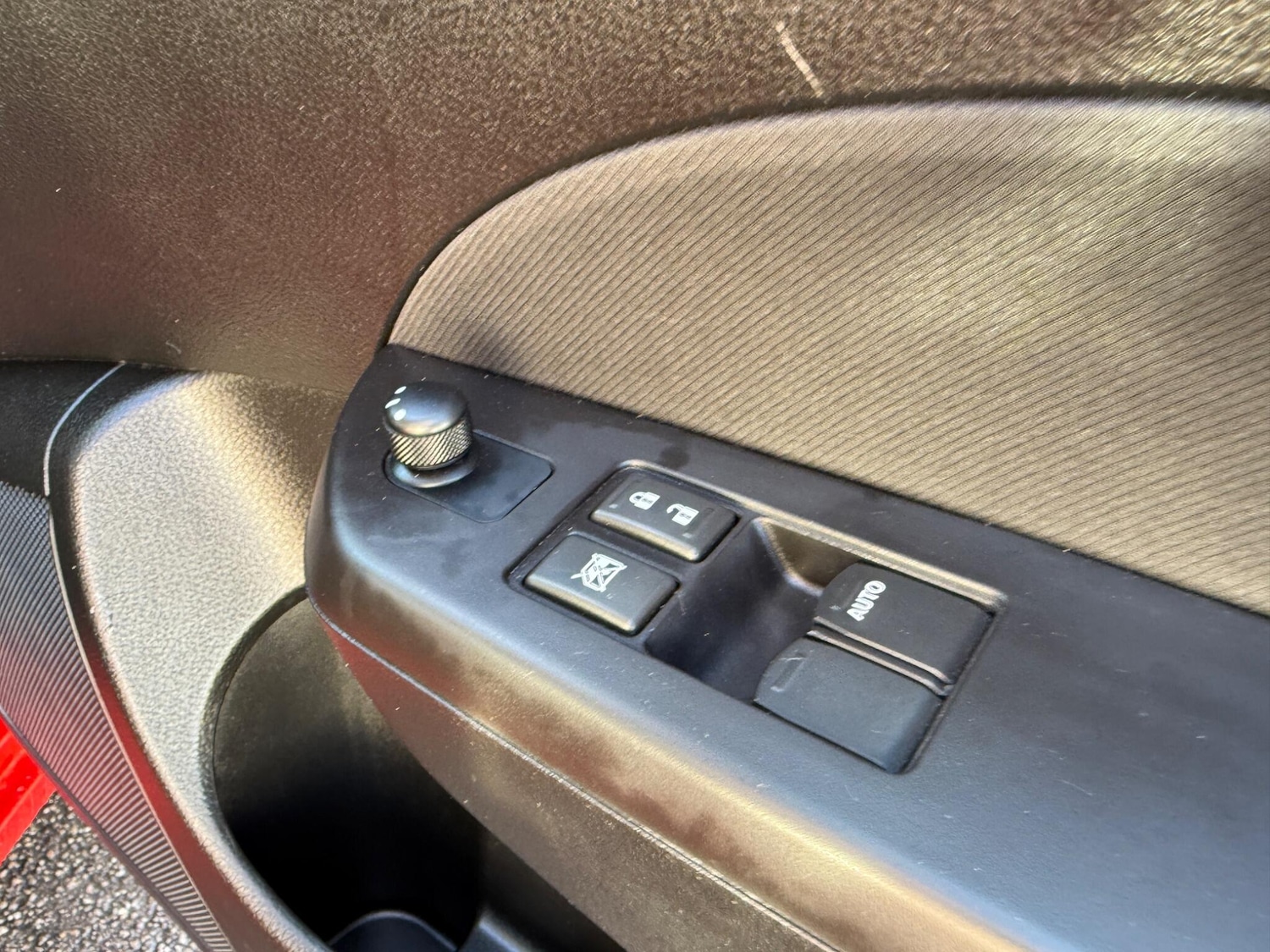 Used Suzuki Swift 2014 for sale - 76521549: Photo 34