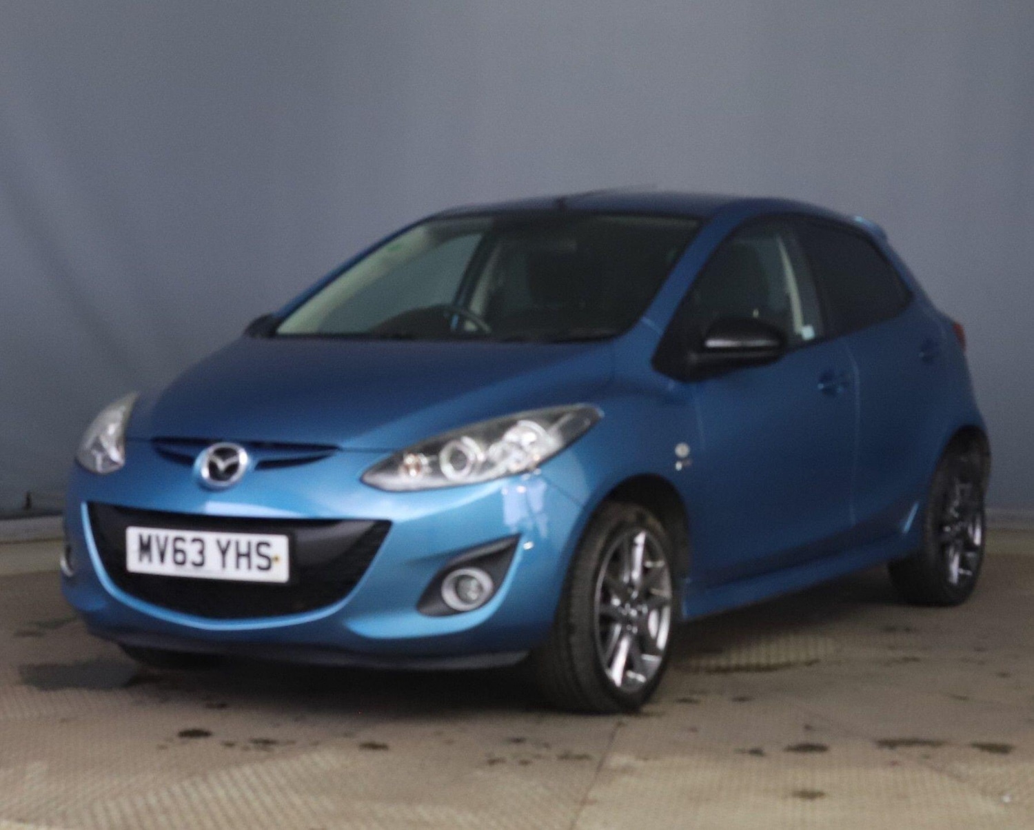Used Mazda Mazda2 2013 for sale - 77376459: Photo 4