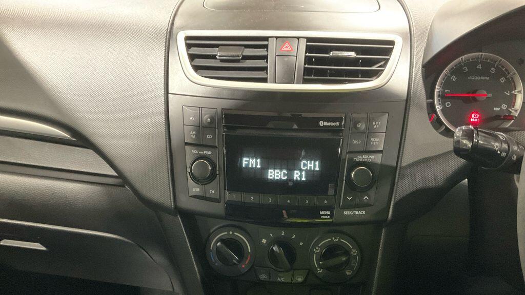 Used Suzuki Swift 2014 for sale - 77203142: Photo 10