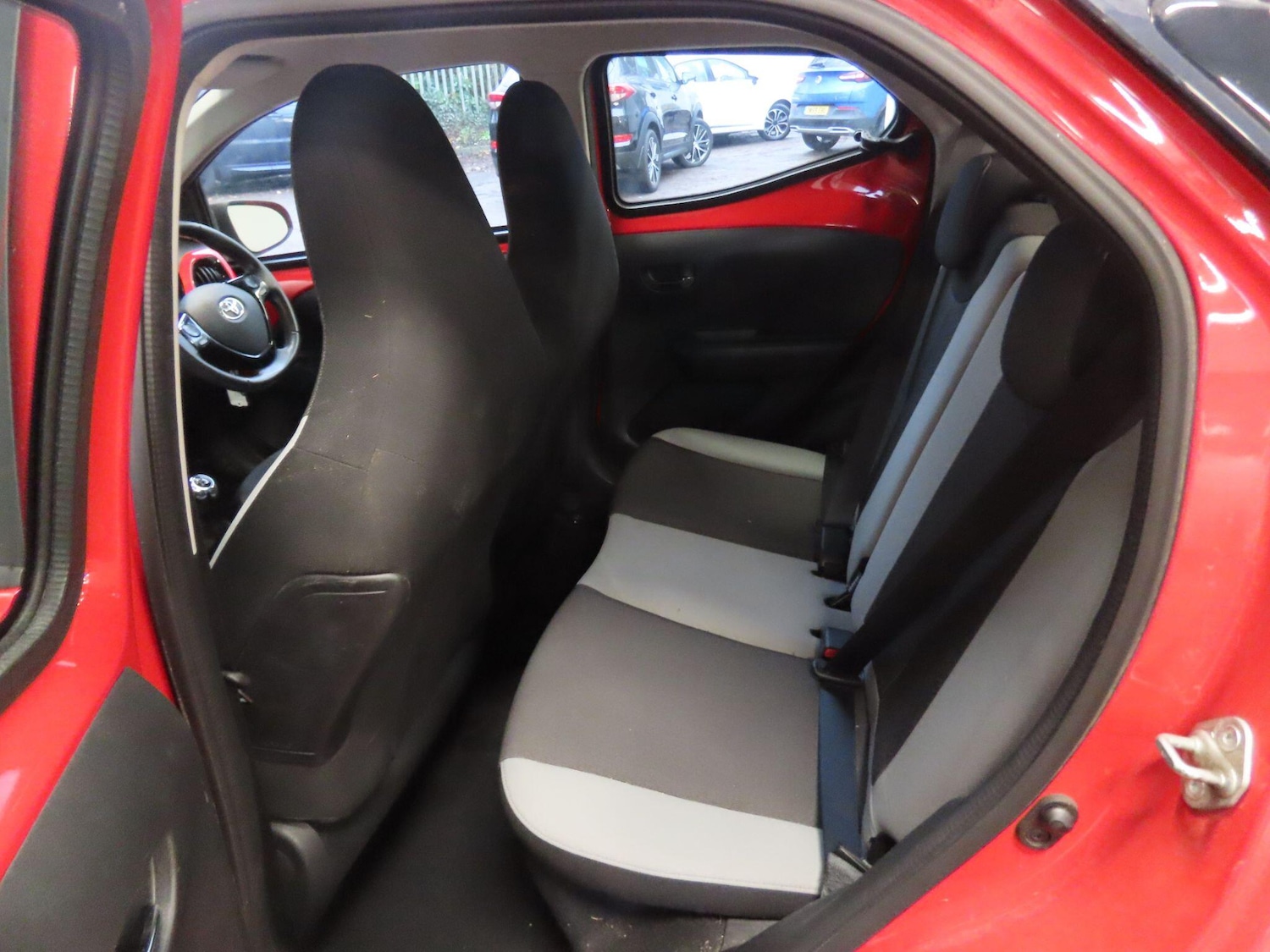 Used Toyota AYGO 2017 for sale - 76991509: Photo 13