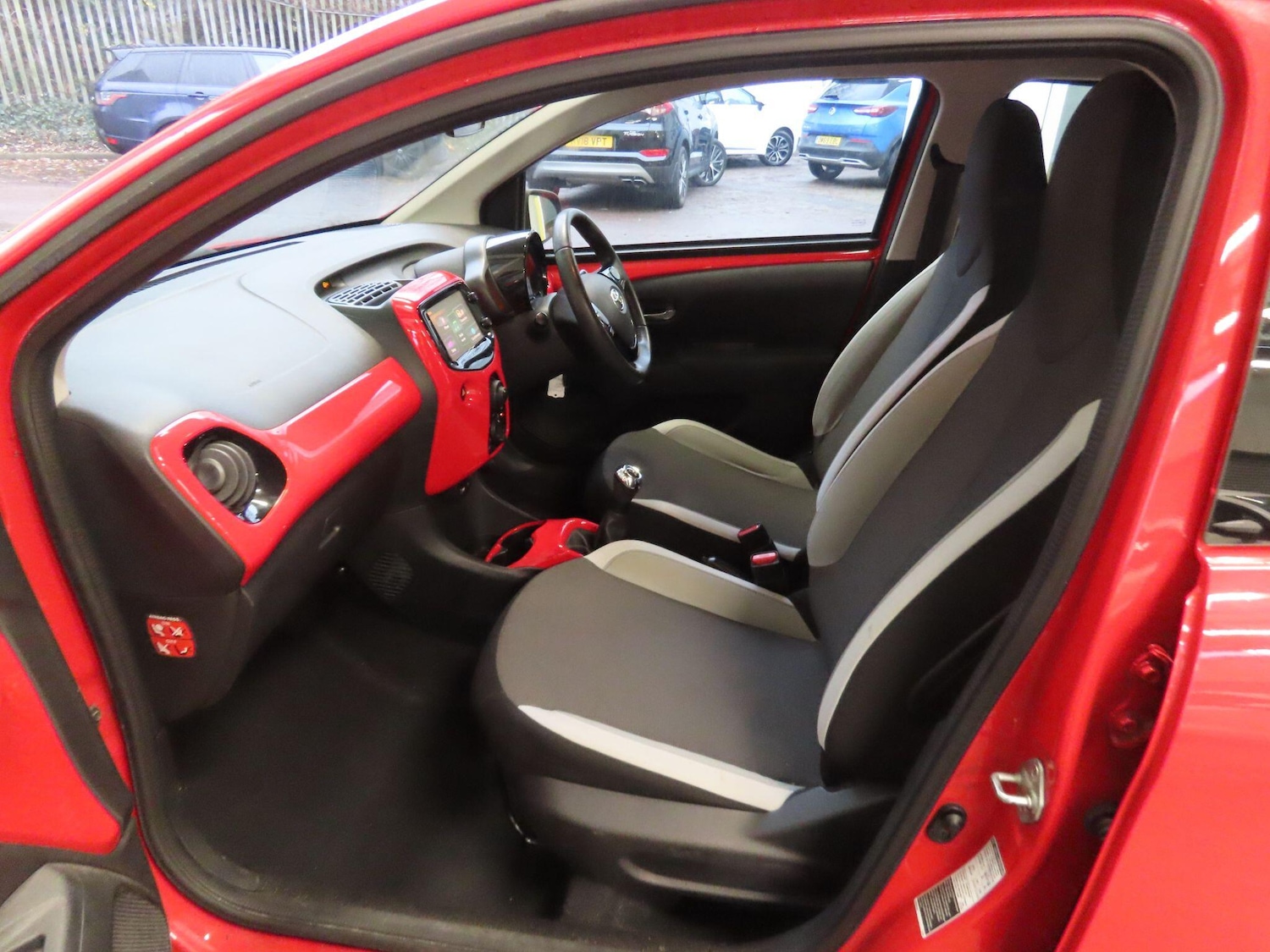 Used Toyota AYGO 2017 for sale - 76991509: Photo 9