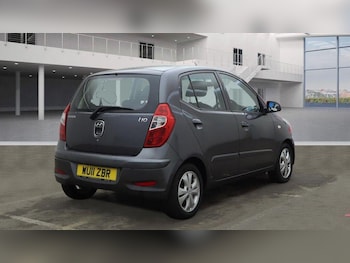 Used Hyundai i10 2011 for sale - 77612822: Photo