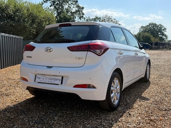 Used Hyundai i20 2016 for sale - 79622071: Photo