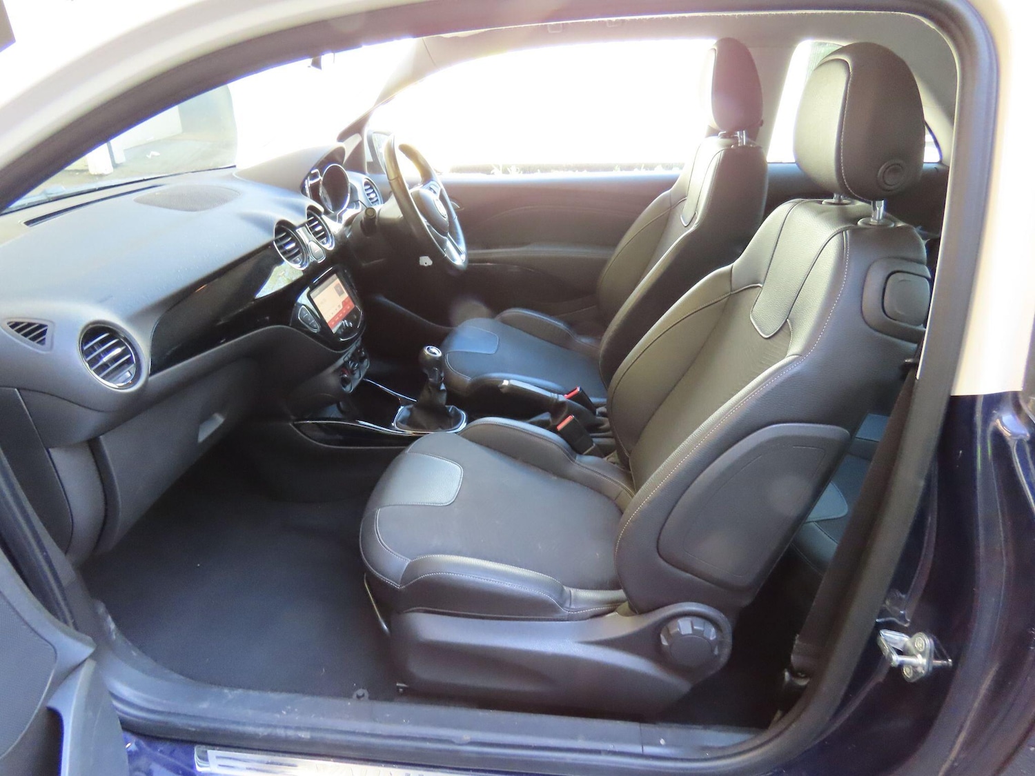 Used Vauxhall ADAM 2015 for sale - 78184276: Photo 9