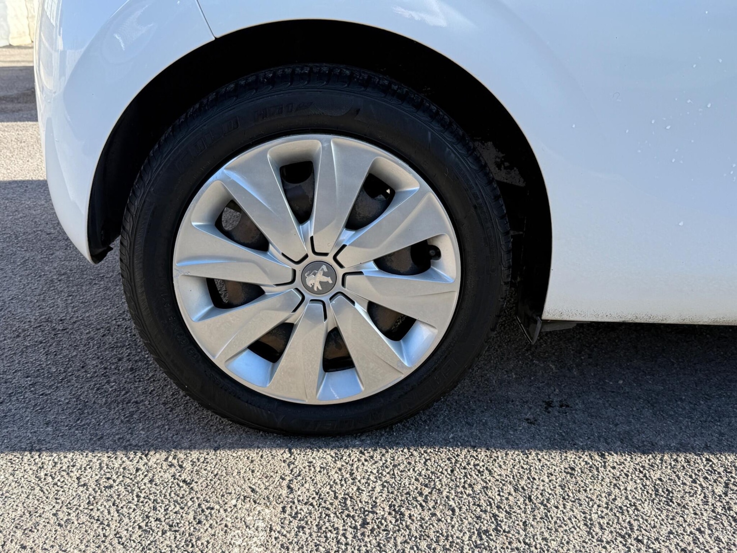 Used Peugeot 108 2014 for sale - 76425535: Photo 18