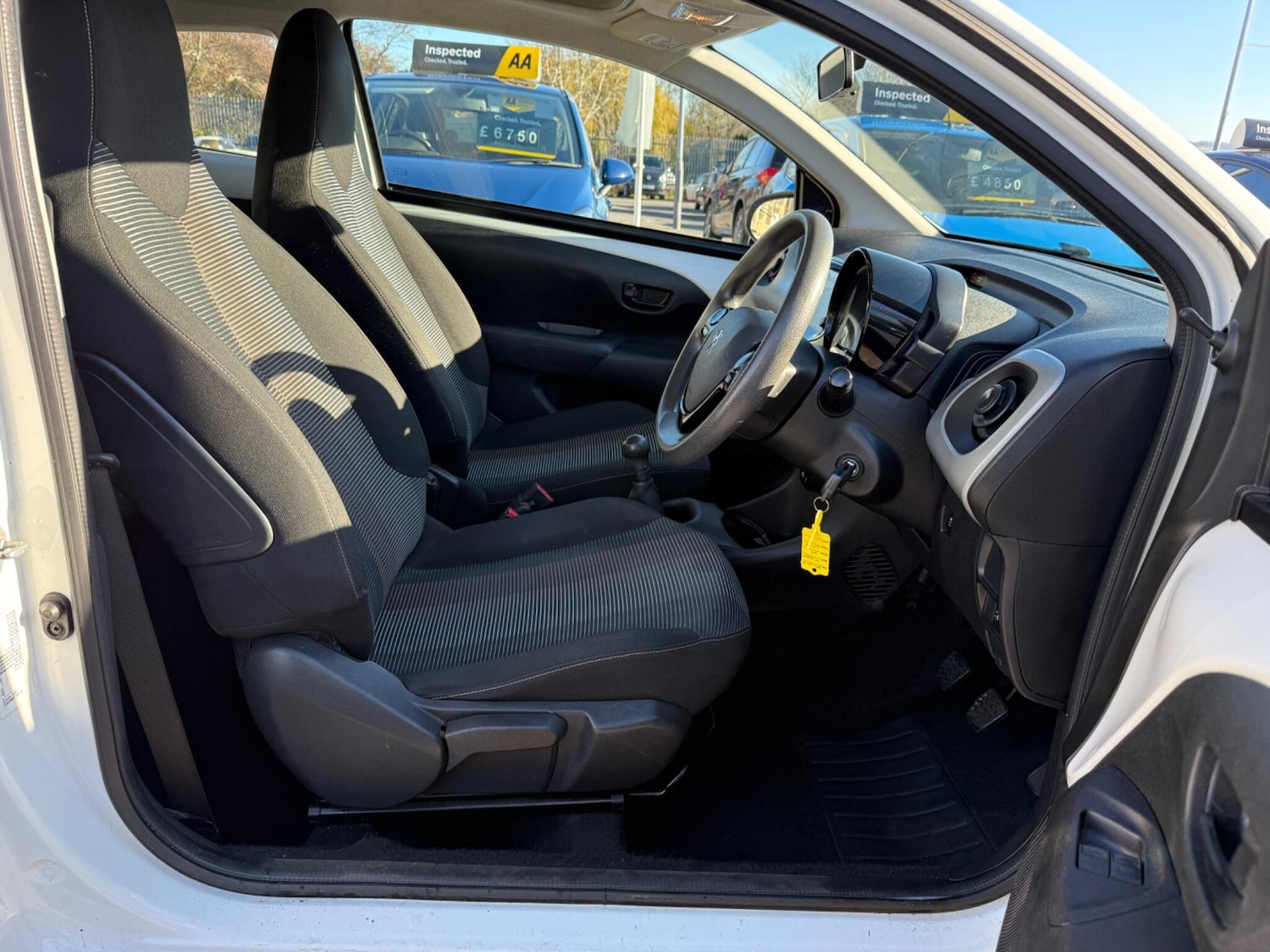 Used Peugeot 108 2014 for sale - 76425535: Photo 24