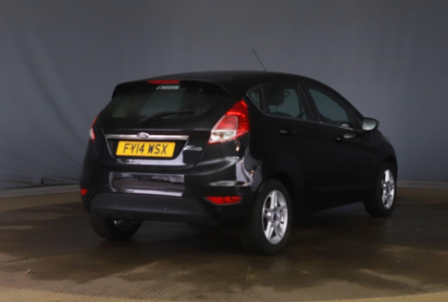 Used Ford Fiesta 2014 for sale - 76361066: Photo 2