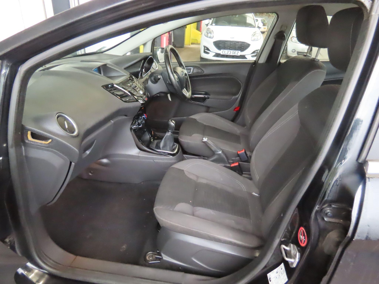 Used Ford Fiesta 2014 for sale - 76361066: Photo 9