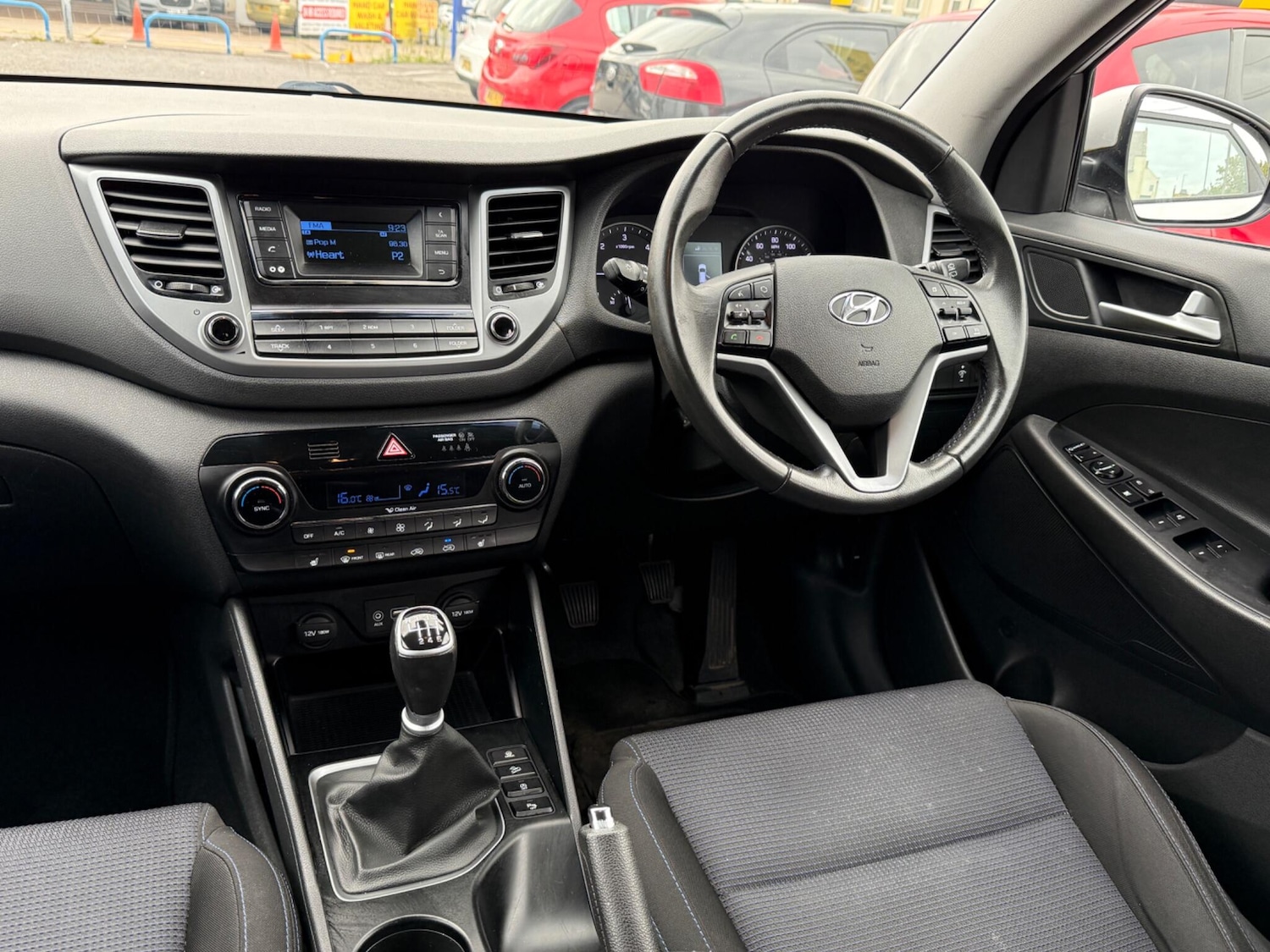 Used Hyundai TUCSON 2015 for sale - 76989060: Photo 36