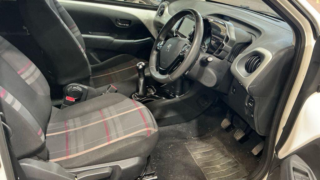 Used Peugeot 108 2015 for sale - 76398572: Photo 9