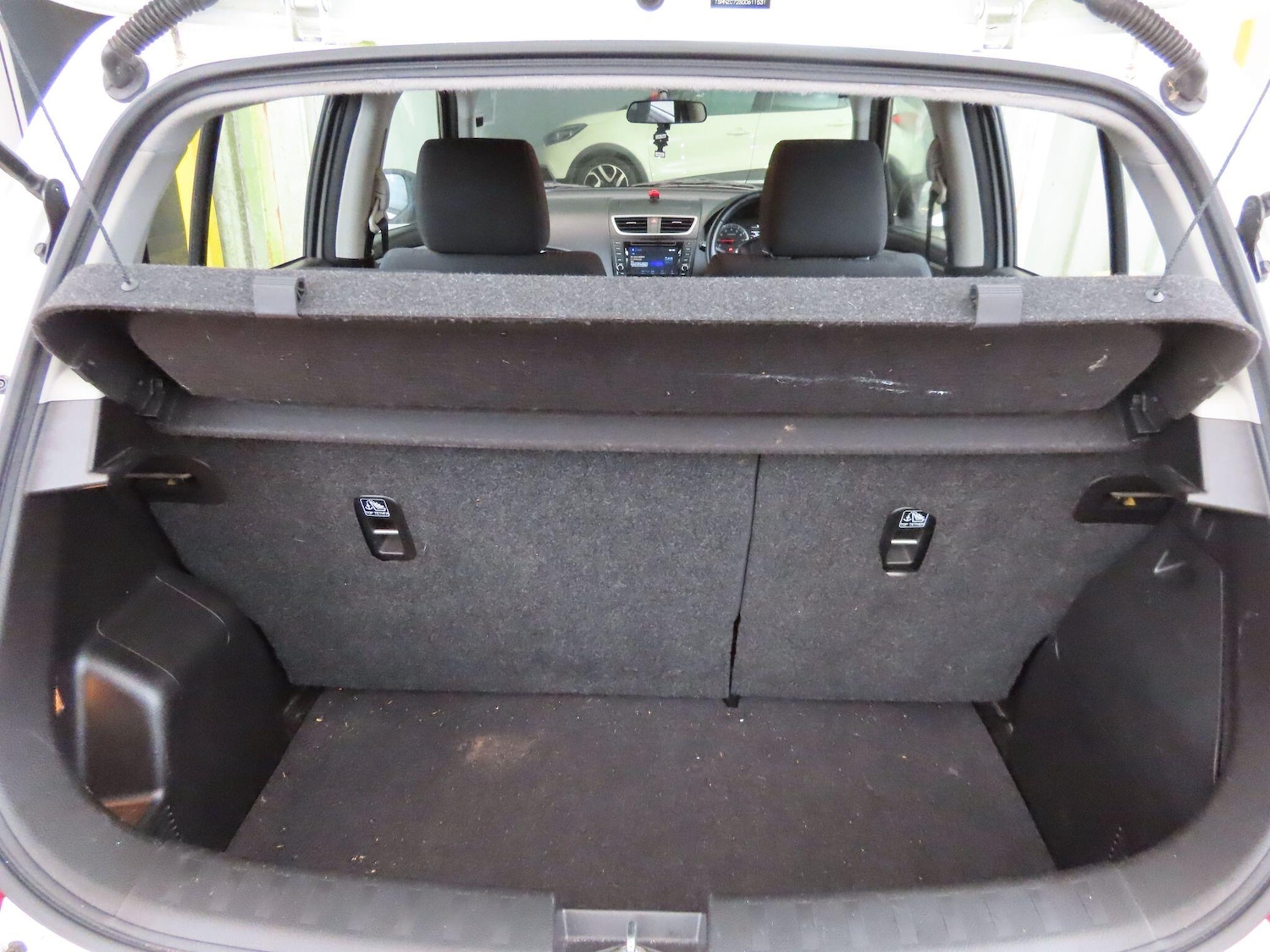 Used Suzuki Swift 2015 for sale - 77523506: Photo 15