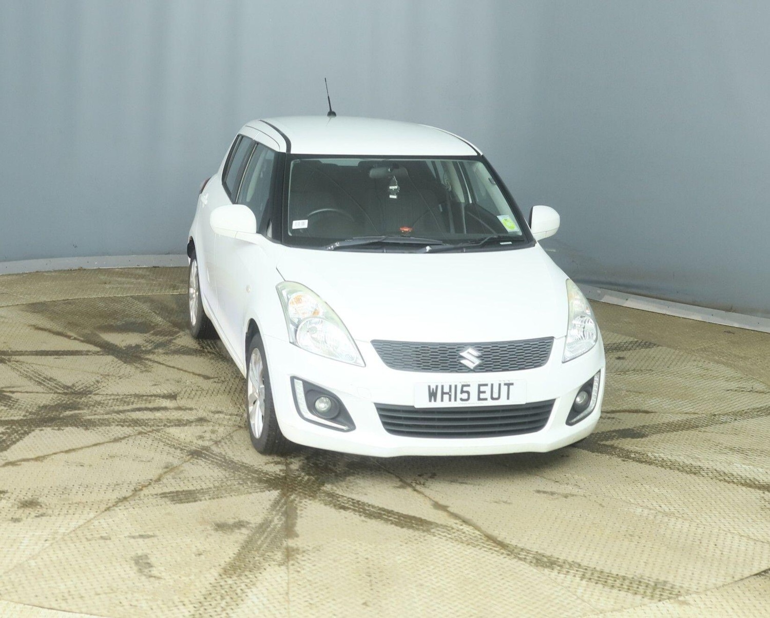 Used Suzuki Swift 2015 for sale - 77523506: Photo 6