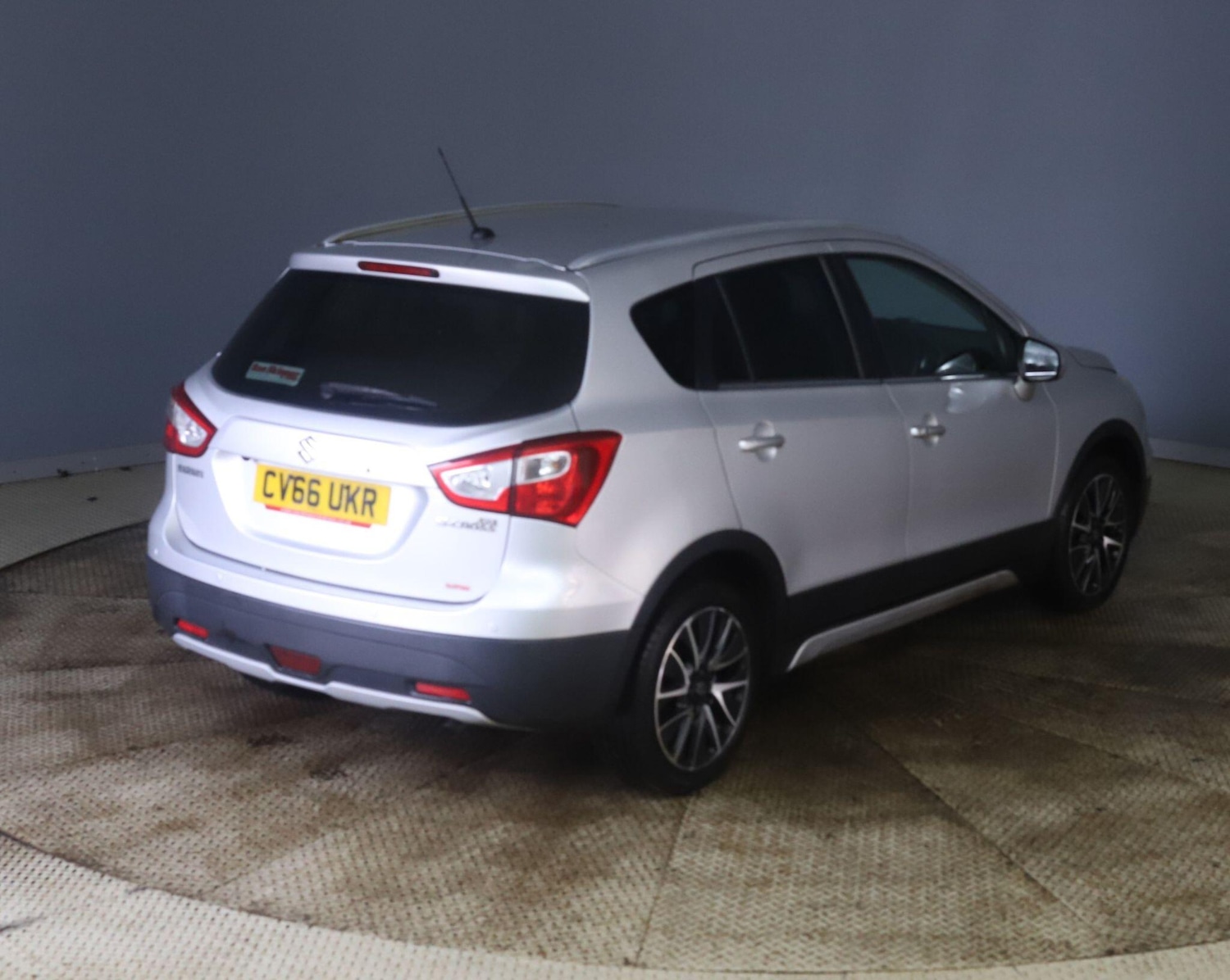 Used Suzuki SX4 S-Cross 2016 for sale - 77279870: Photo 2
