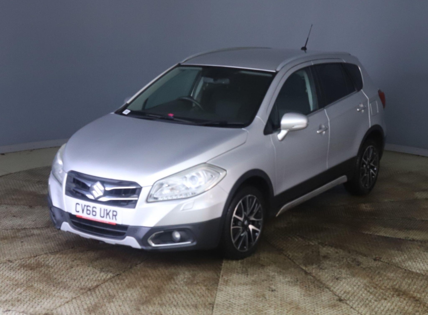 Used Suzuki SX4 S-Cross 2016 for sale - 77279870: Photo 4