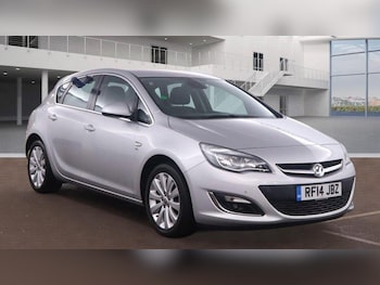 Used Vauxhall Astra 2014 for sale - 77203141: Photo