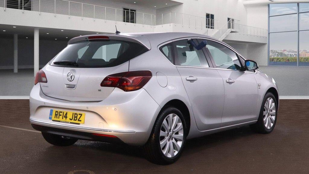 Used Vauxhall Astra 2014 for sale - 77203141: Photo 3