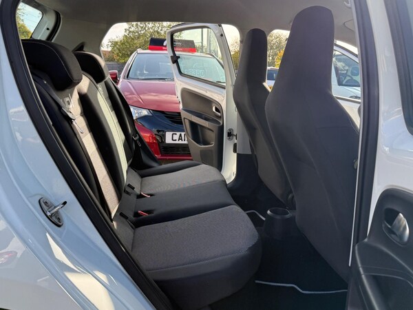 Used Volkswagen up! 2016 for sale - 76138135: Photo 26