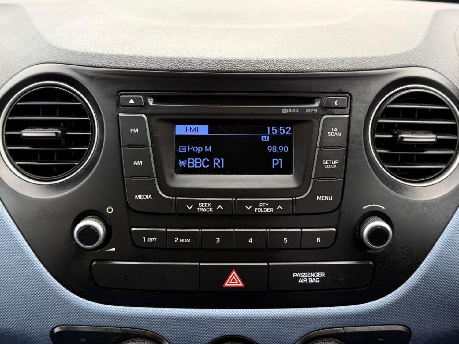 Used Hyundai i10 2014 for sale - 76108669: Photo 16