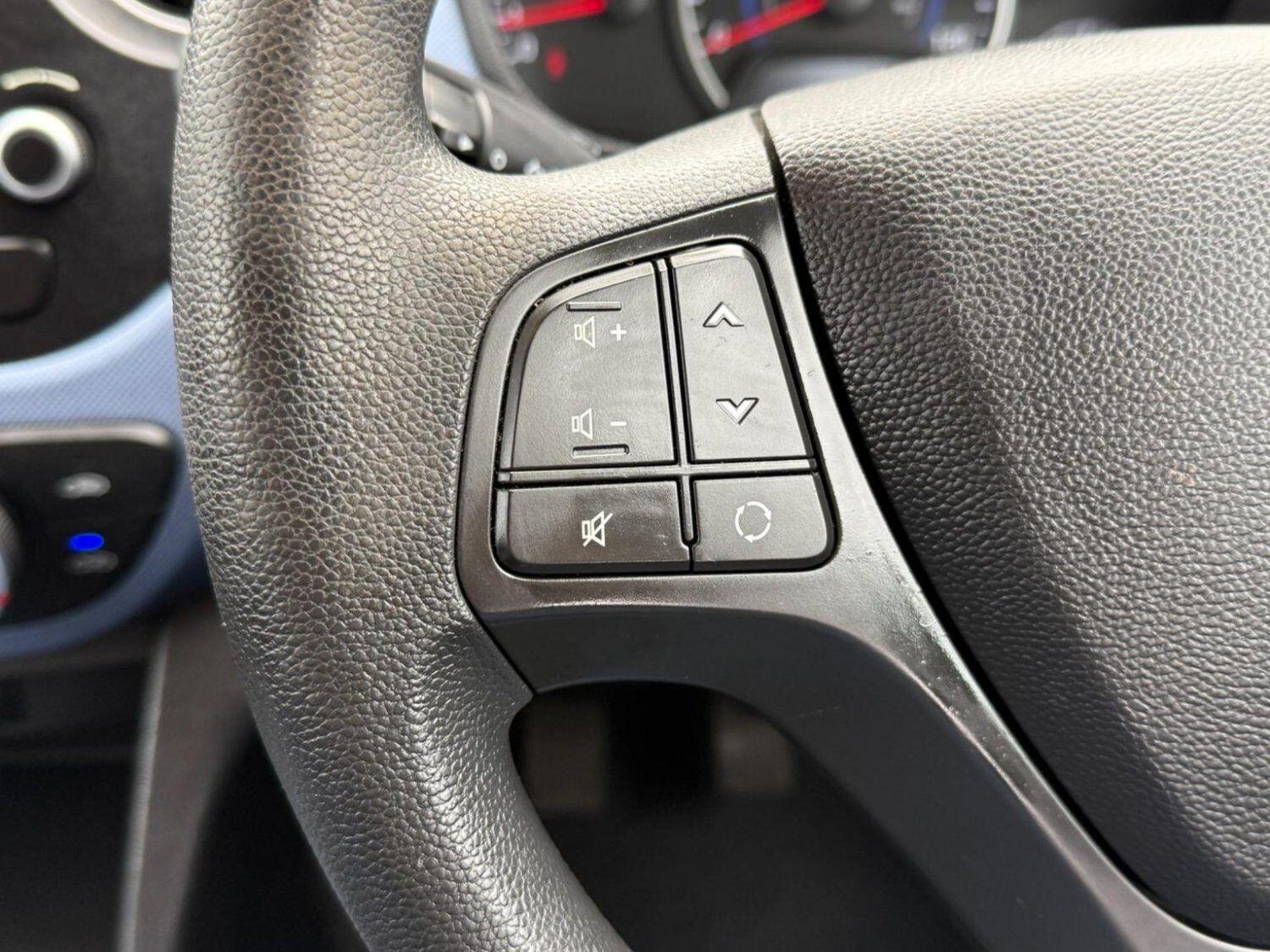 Used Hyundai i10 2014 for sale - 76108669: Photo 25