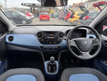 Used Hyundai i10 2014 for sale - 76108669: Photo 2