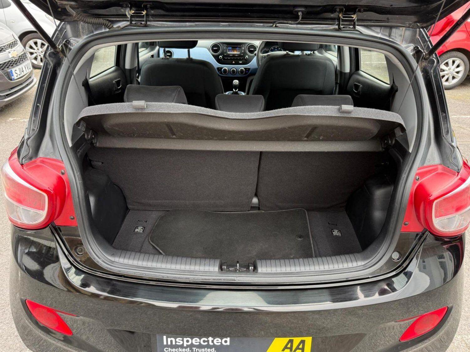 Used Hyundai i10 2014 for sale - 76108669: Photo 31