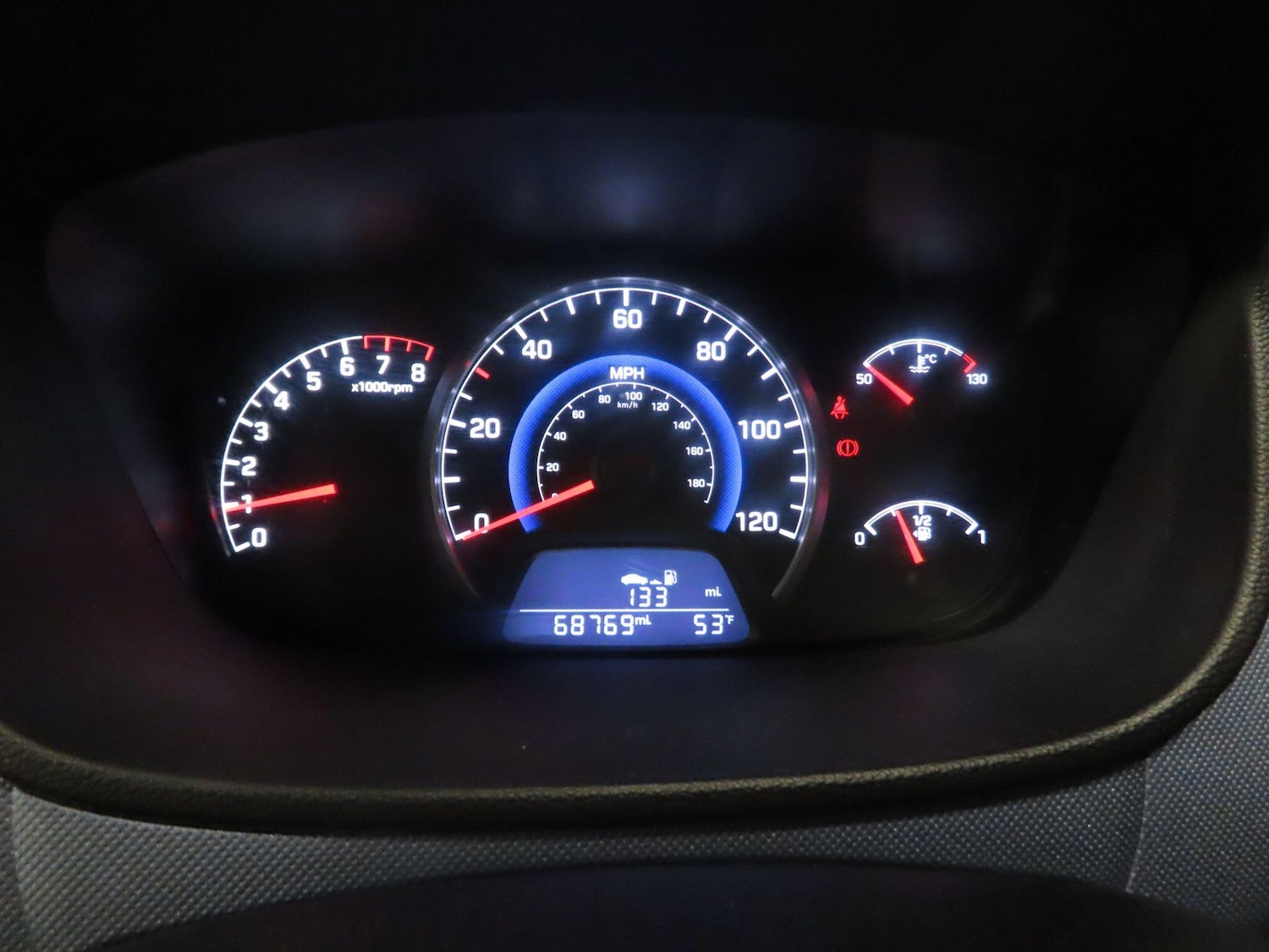 Used Hyundai i10 2014 for sale - 76927018: Photo 10