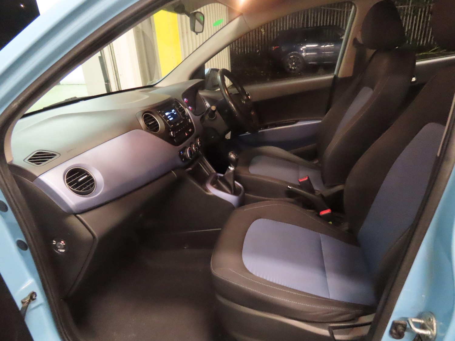 Used Hyundai i10 2014 for sale - 76927018: Photo 9