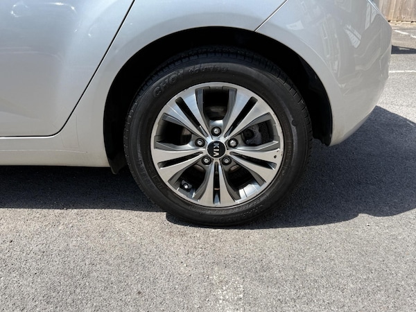 Used Kia Venga 2015 for sale - 75363030: Photo 15